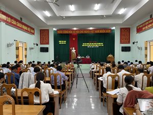 Kông Chro: Hội nghị giao ban giữa Thường trực HĐND huyện với Thường...