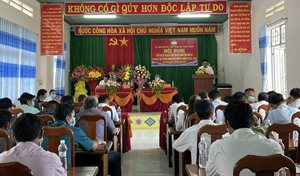 Tiếp xúc cử tri HĐND hai cấp tại huyện Kông Chro