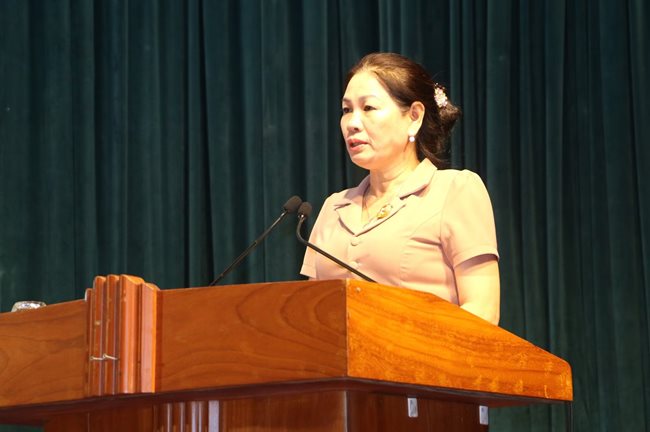 pho-chu-tich-hdnd-tinh-gia-lai-huynh-thuy-van-phat-bieu-be-mac-hoi-nghi-quang-tan_11zon.jpg