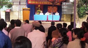 Đoàn Đại biểu Quốc hội tỉnh tiếp xúc cử tri tại xã IaHrú, huyện Chư...