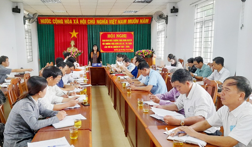Article Thường trực HĐND huyện Chư Păh tổ chức Hội nghị giao ban với Thường trực HĐND xã, thị trấn lần thứ Ba, nhiệm kỳ 2021-2026