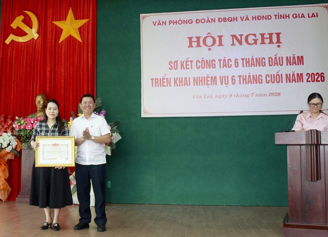 Khen-thuong-Tap-the-phong-CTHDND.jpg