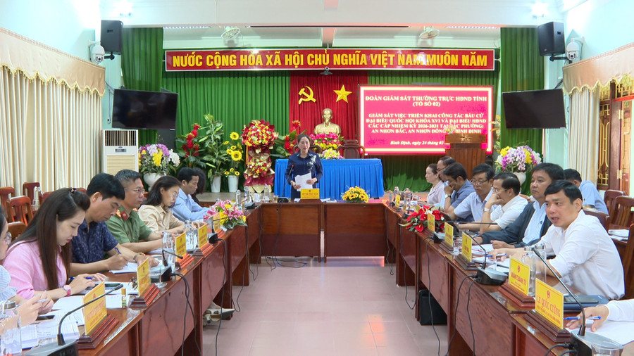 quang-canh-buoi-lam-viec.jpg quang-canh-buoi-lam-viec.jpg