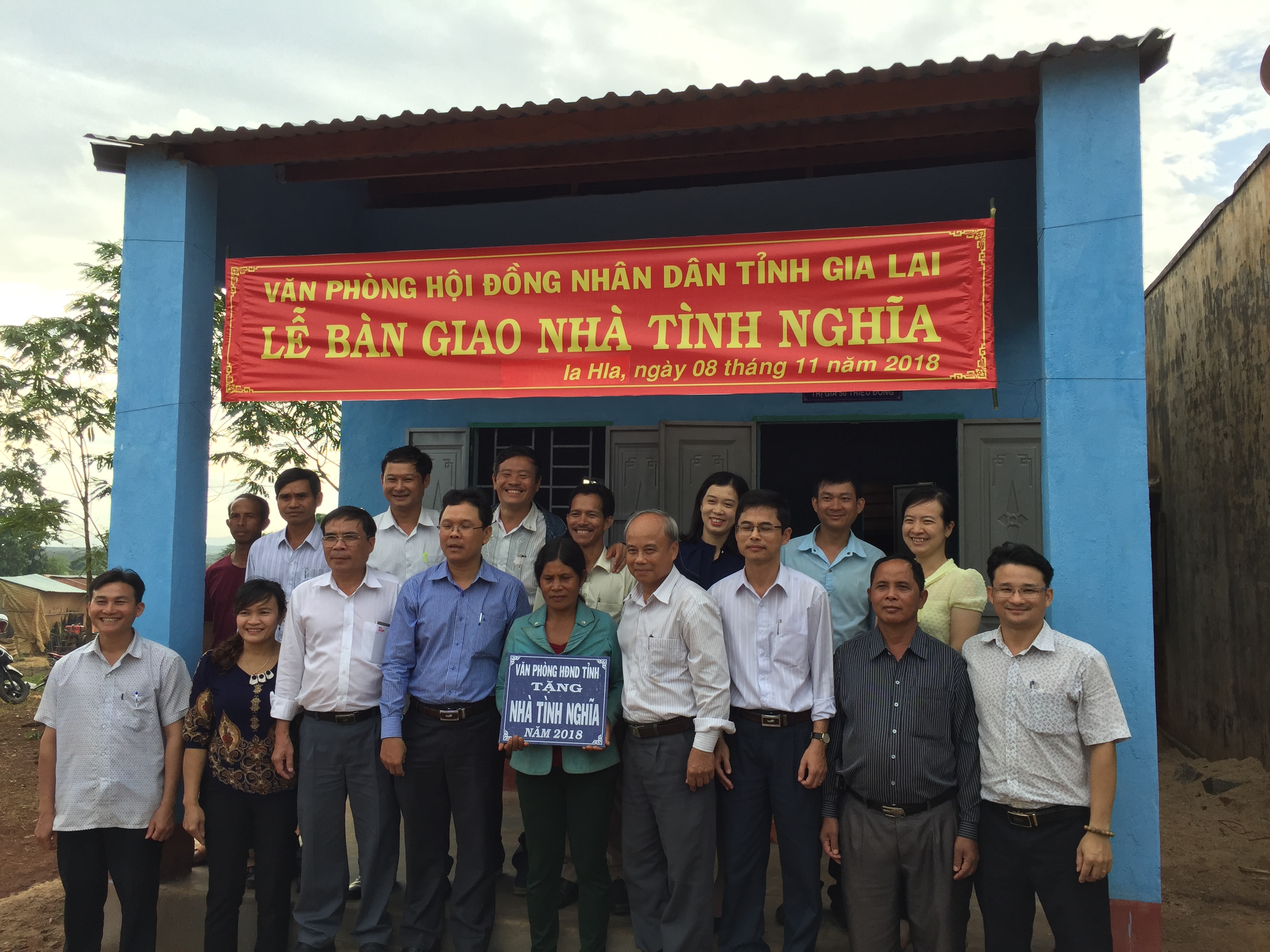 Article Văn phòng HĐND tỉnh tặng nhà tình nghĩa tại xã Ia HLa, huyện Chư Pưh