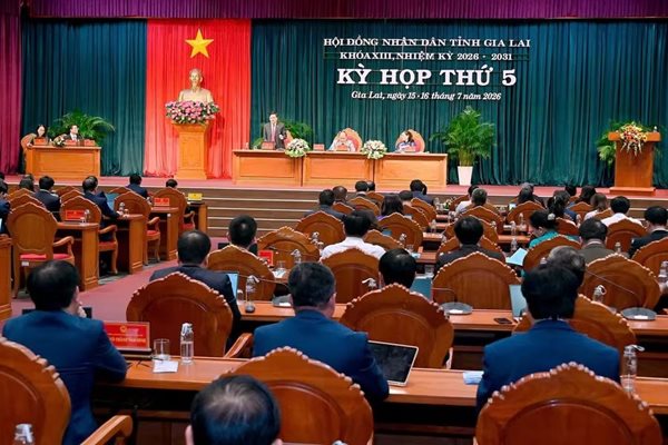 quang-canh-phien-be-mac-anh.jpg