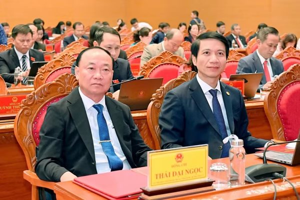 cac-dong-chi-thuong-truc-tinh-uy.jpg