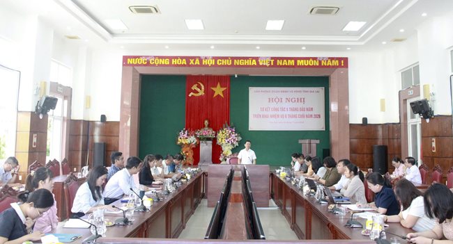 Quang-canh-Hoi-nghi.jpg